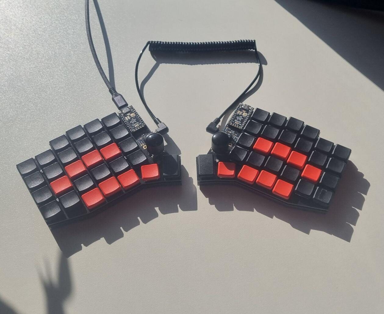 Building a Split Keyboard for myself · jneidel